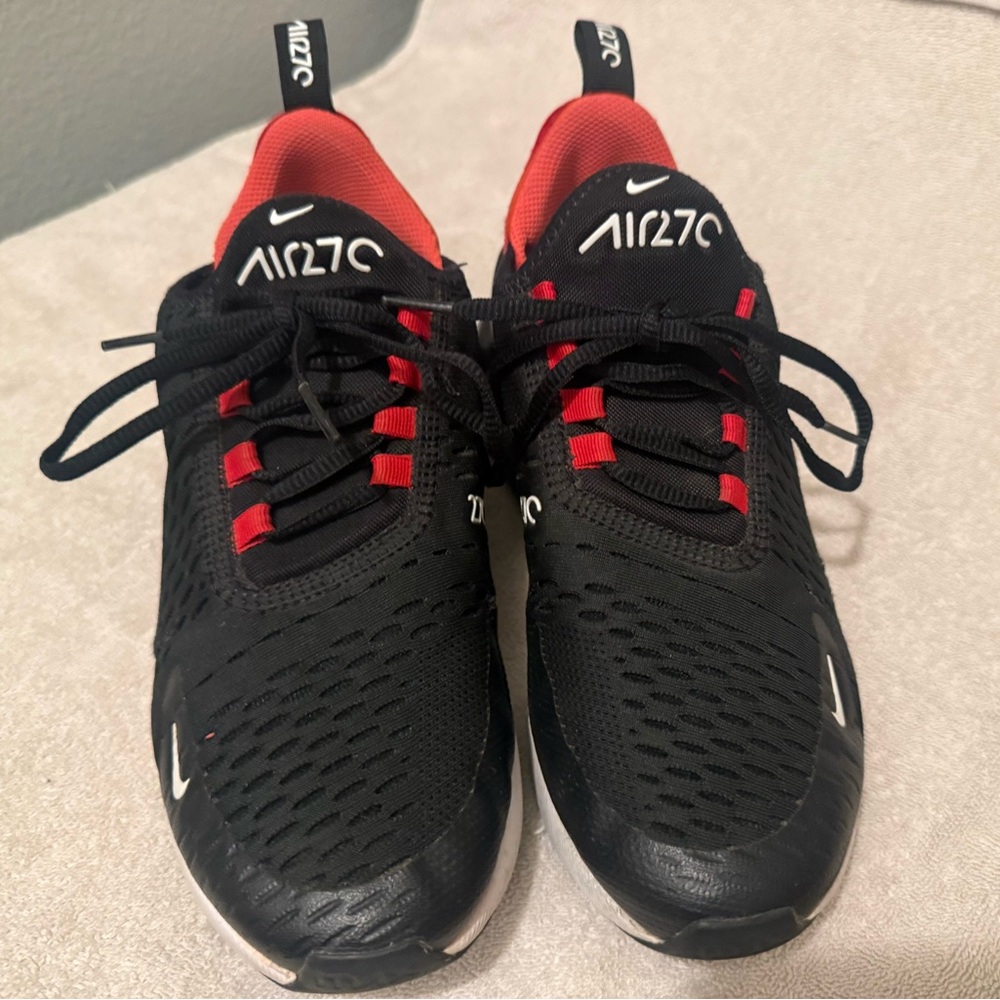 Nike Black and Red Air270 Athletic Sneakers - Picture 7 of 9